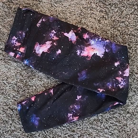 EUC Hot Topic Denim Hi-Rise super skinny size 11 Galaxy jeans. - Picture 4 of 8